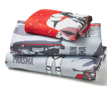 Give them the power of the force with this sheet set featuring a reversible look for added fun.