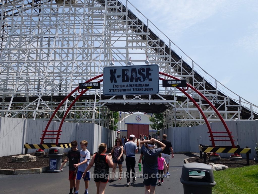 017-kings-island-xbase-entrance