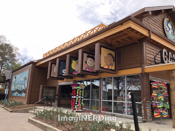carowinds 2018 camp snoopy camp store