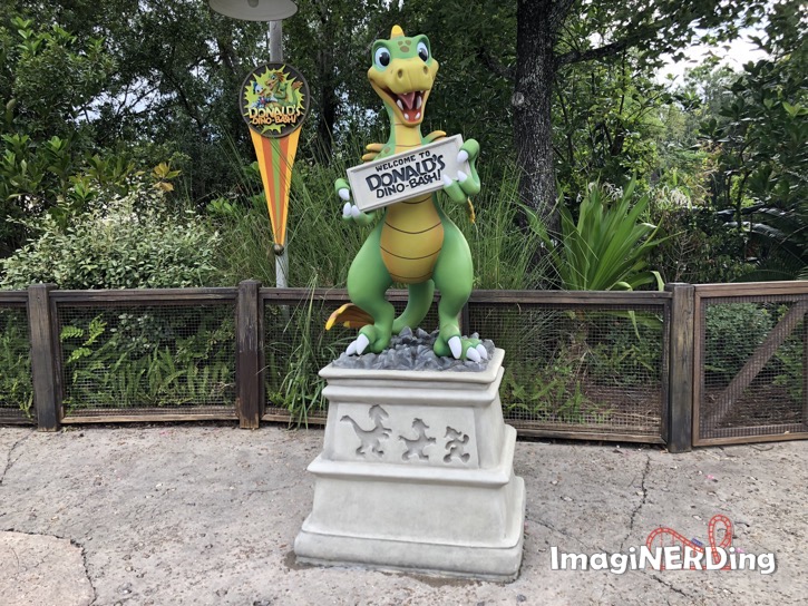 Saiba tudo sobre Donald's Dino-Bash no Animal Kingdom - Pelo Mundo Disney