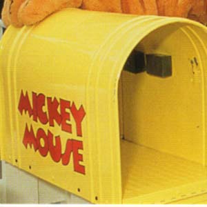 mickey-and-pluto-disney-world-postcard.