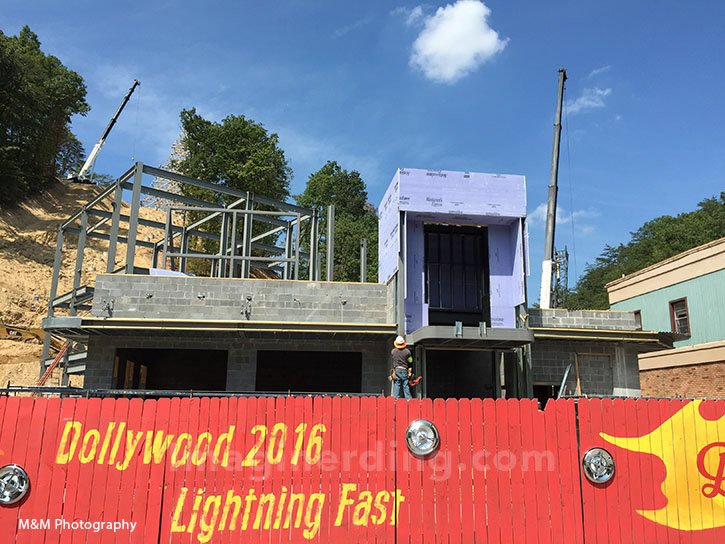 Dollywoods Lightning Rod Construction