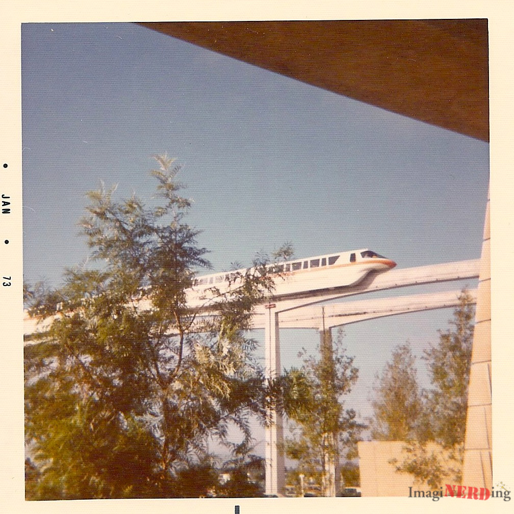 Vint-Jan-1973-disney-monorail-mark-iv